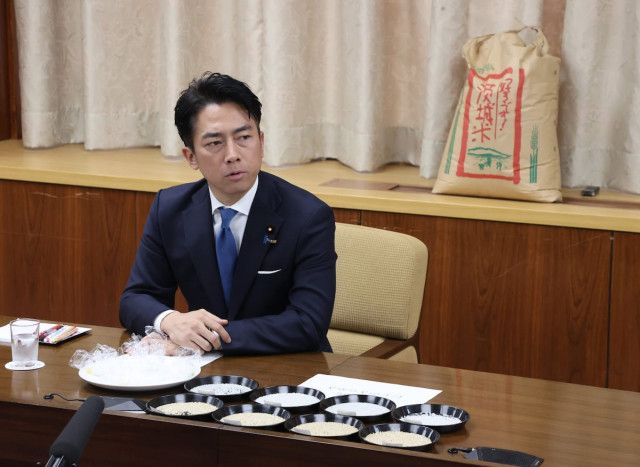 【政治】小泉農水相、就任1カ月に「コメ高騰落ち着かせた」　農協と衝突恐れも政権支持率上昇